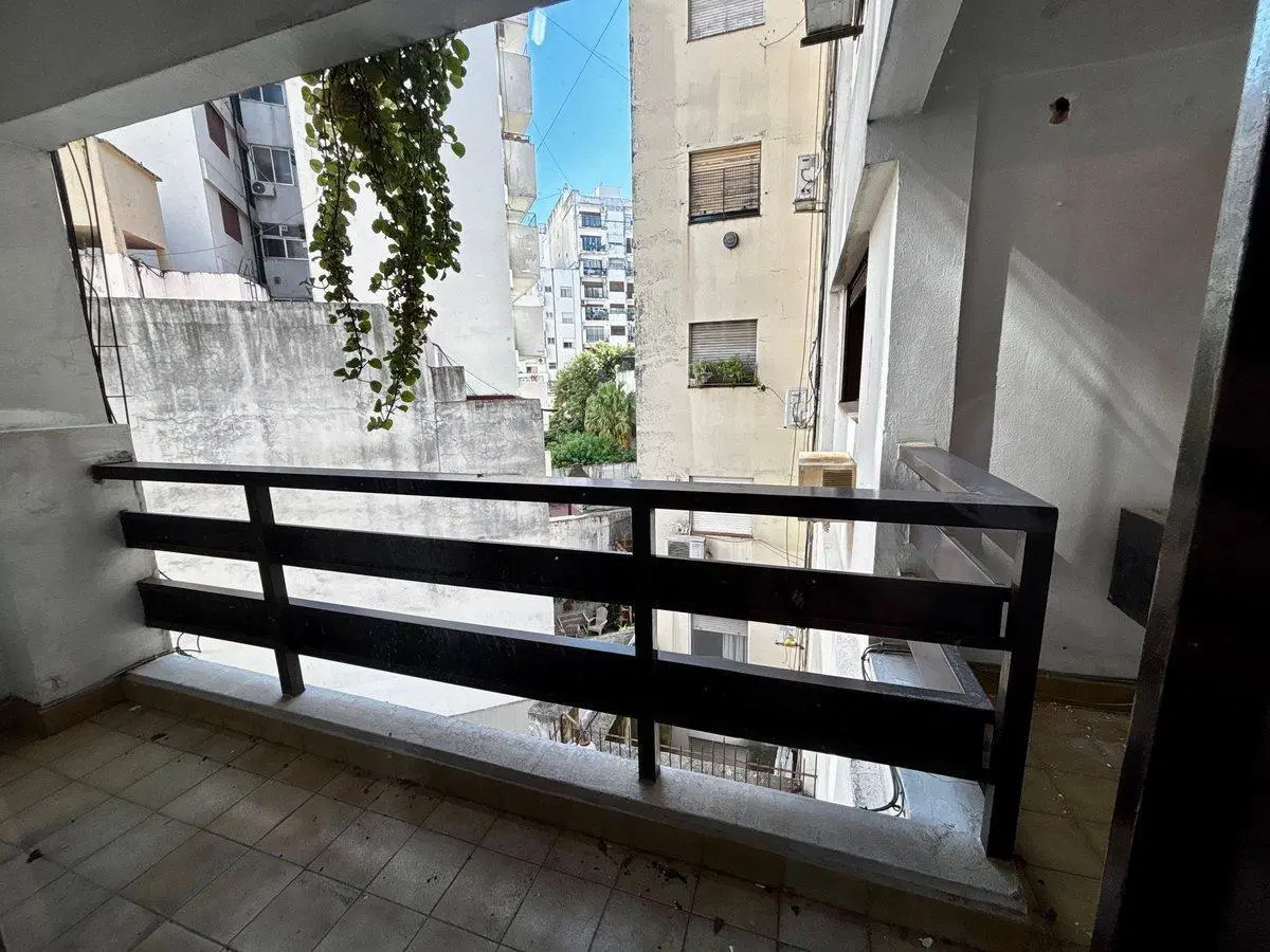VENTA PISO COMPLETO 4 AMB C/GUARDACOCHE ALMAGRO 3