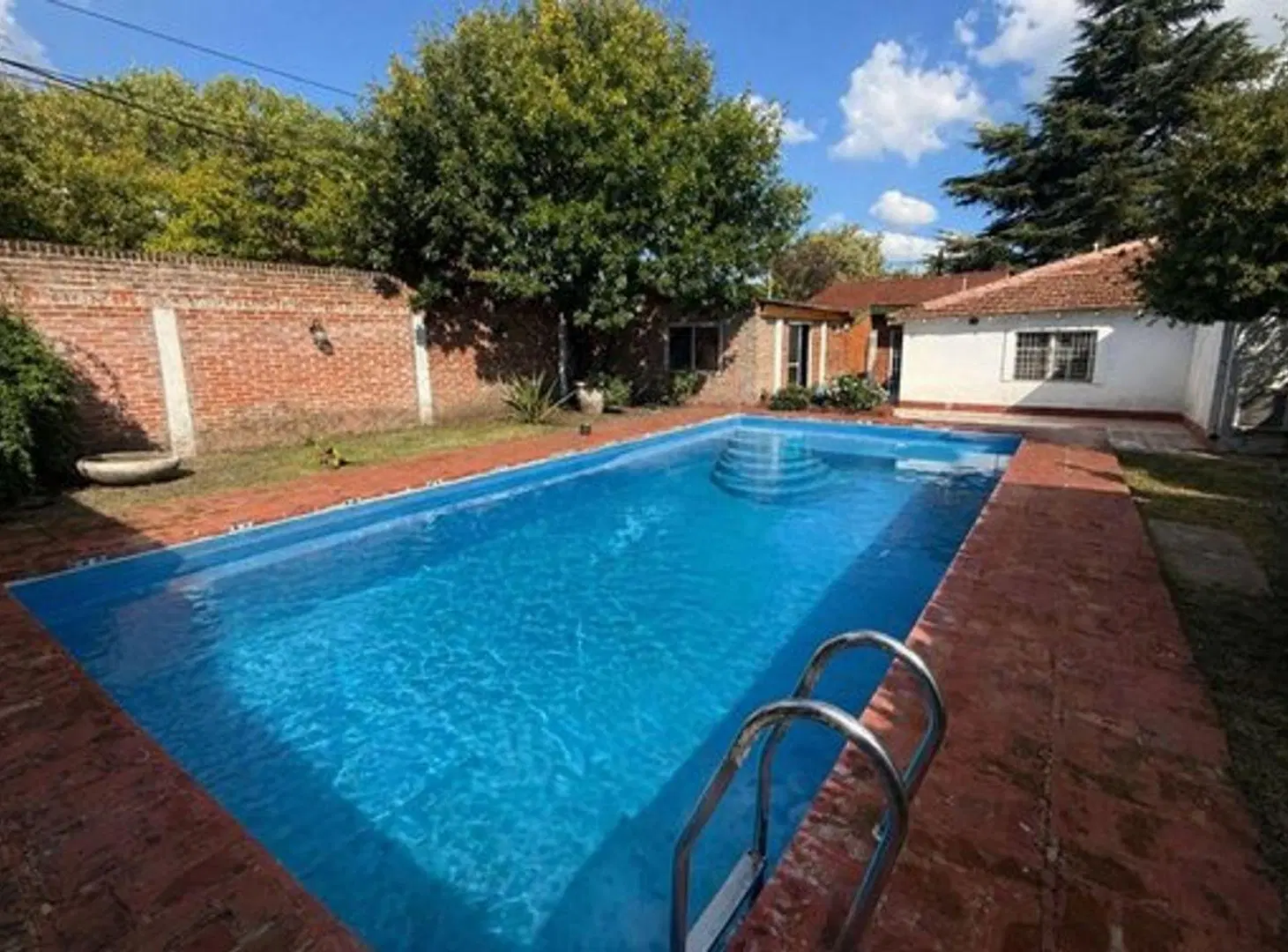 ALQUILER CASA 4 AMB CIUDAD EVITA CON PILETA 2