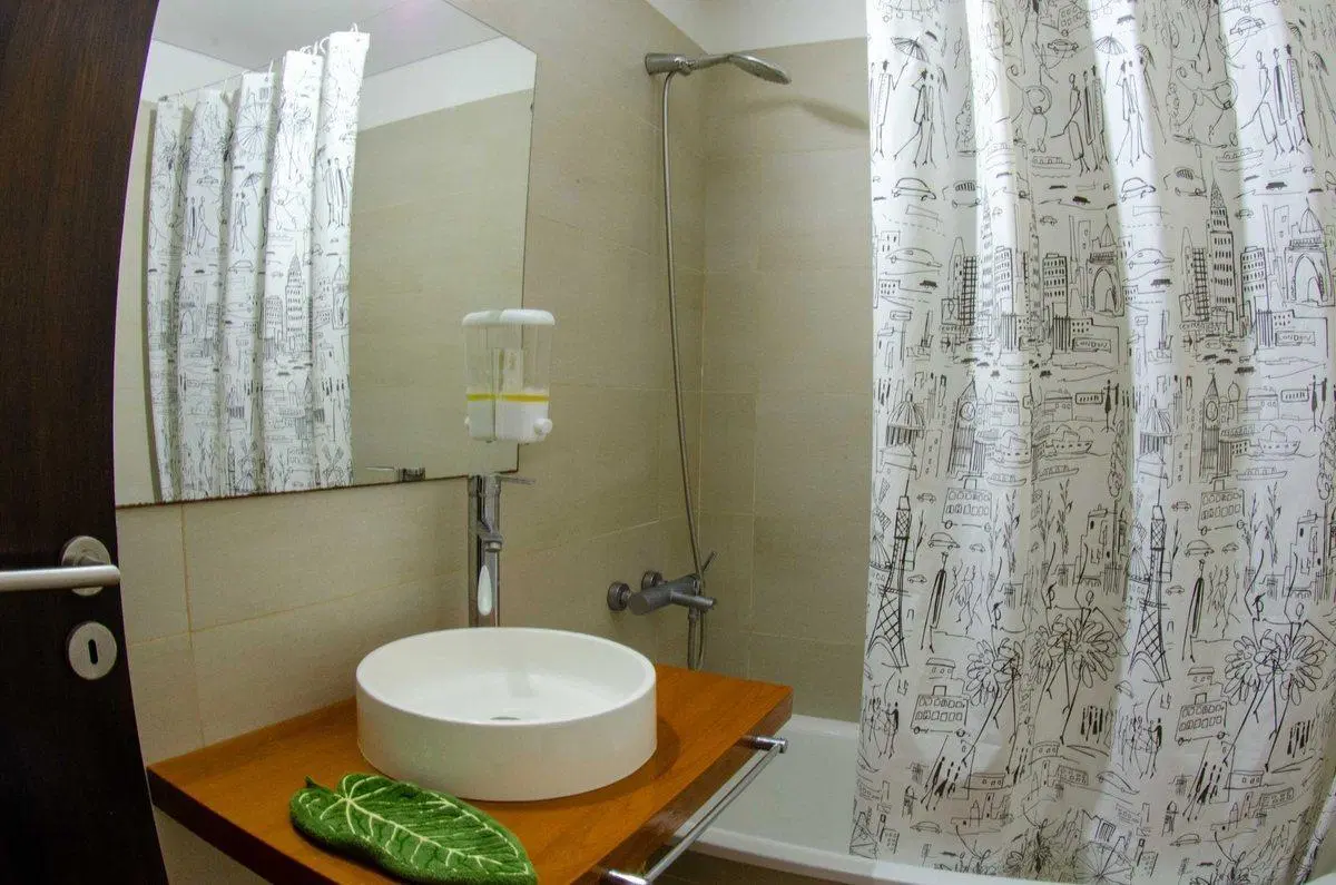 VENTA DEPARTAMENTO 3 AMBIENTES NORDELTA ED. ZADUH 5