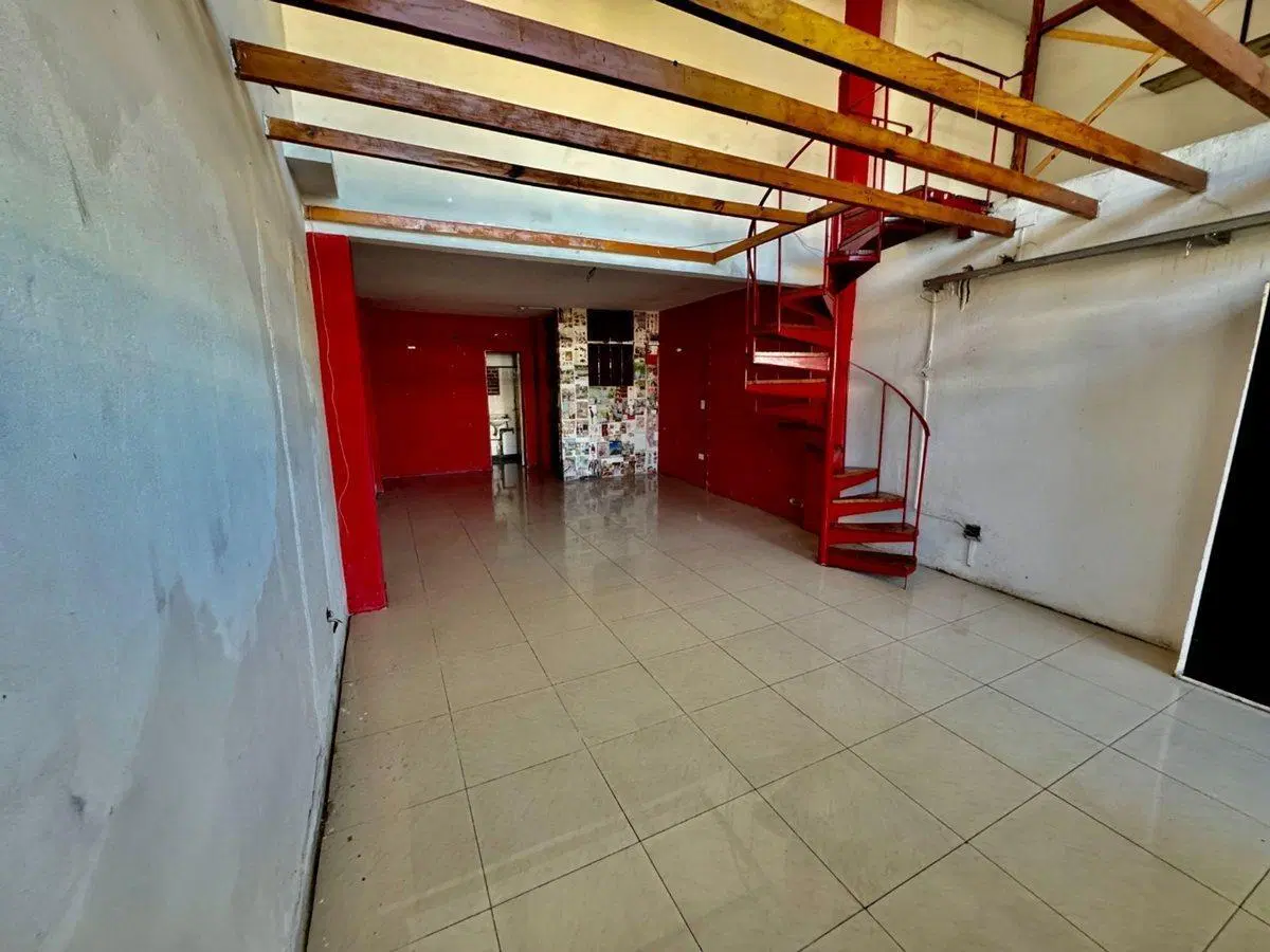VENTA LOCAL ITUZAINGO NORTE FINANCIACION PROPIA 4