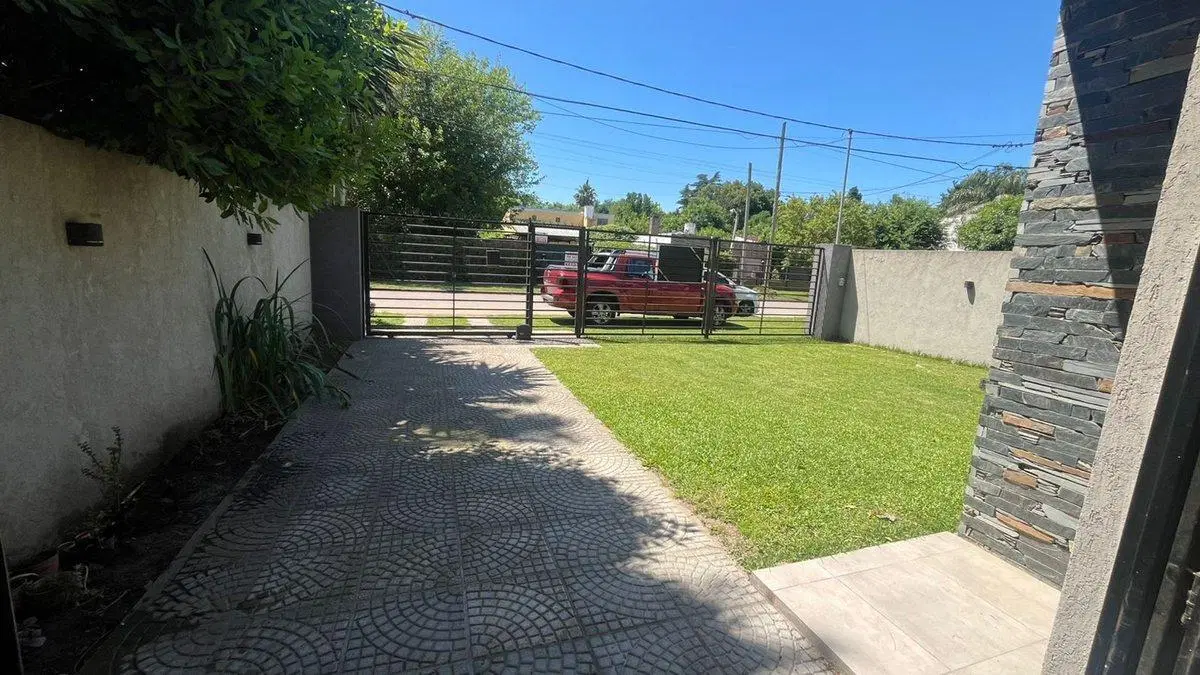 VENTA CASA 3 AMBIENTES GRAL RODRIGUEZ APTO CREDIT0 2