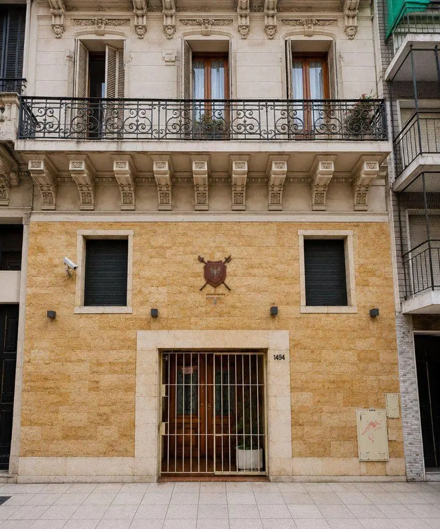 VENTA DE CASA 1000 M2 EN MONSERRAT OPORTUNIDAD 4