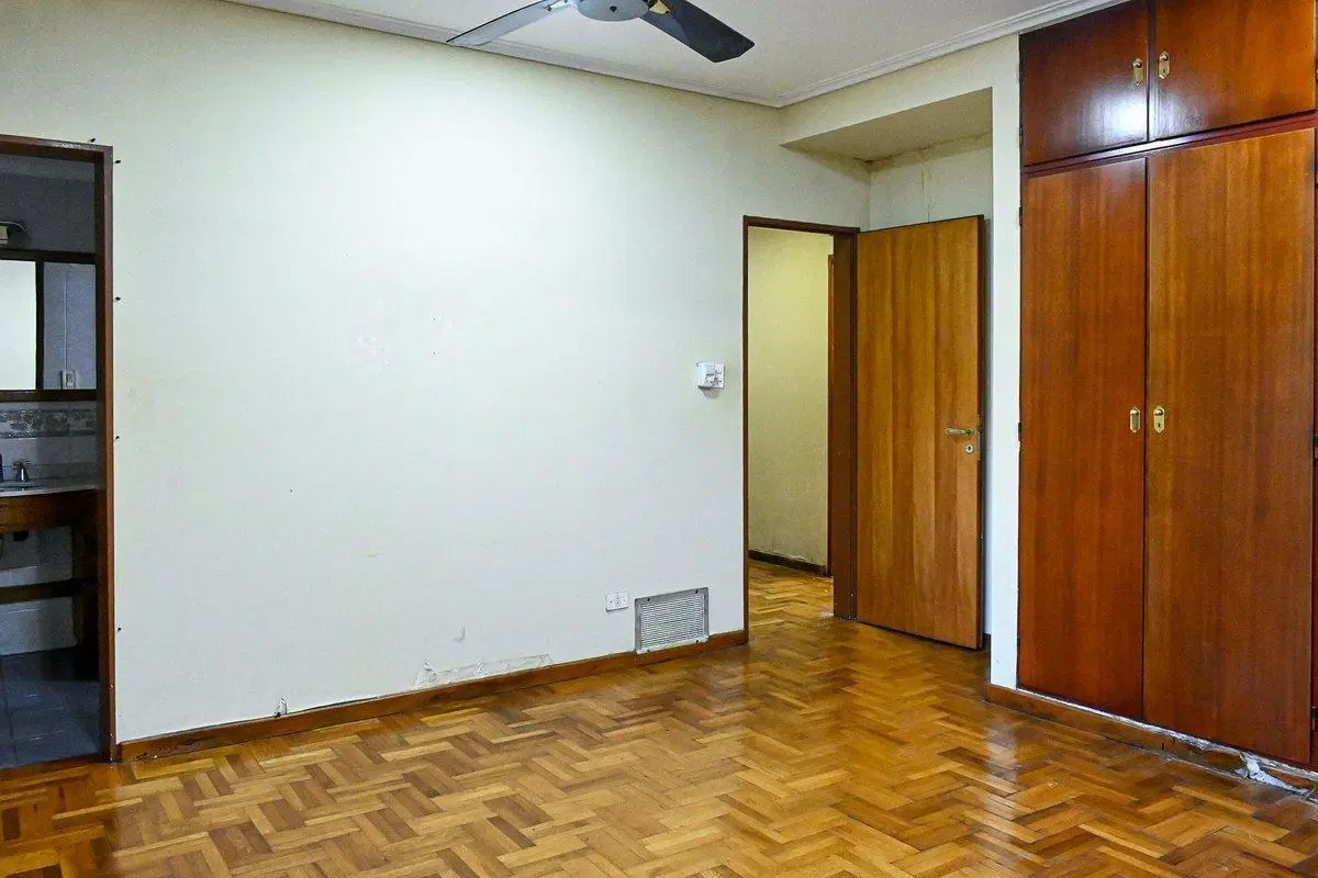 VENTA CASA 5 AMB CALZADACENTRO PILETA FONDO QUINTA 3