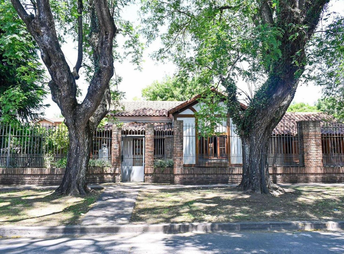 VENTA CASA COMERCIO CENTRO CALZADA