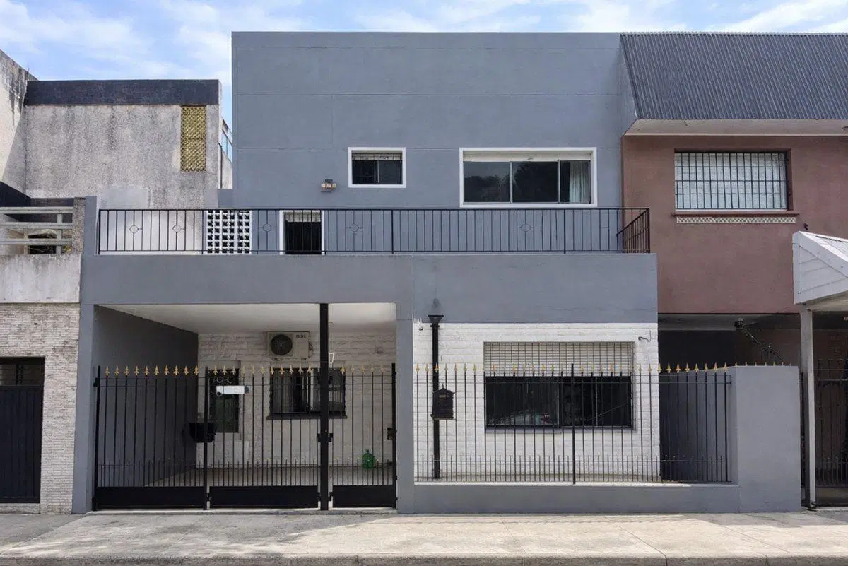 VENTA CASA 3 AMB LINIERS IMPERDIBLE 4