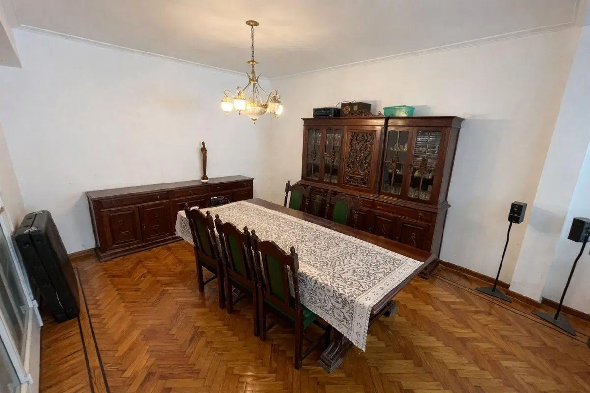 VENTA CASA 3 AMB LINIERS IMPERDIBLE 2