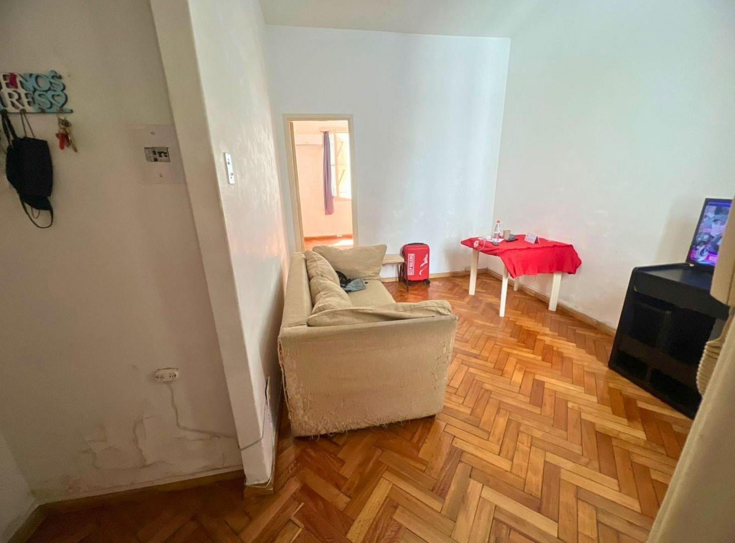 VENTA DE NUDA PROPIEDAD DPTO 2 AMBIENTES RECOLETA