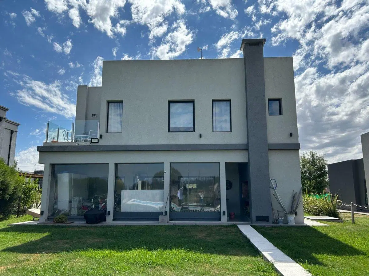 VENTA CASA 4 AMB EZEIZA-SAN FELIPE - APTO PERMUTA 4