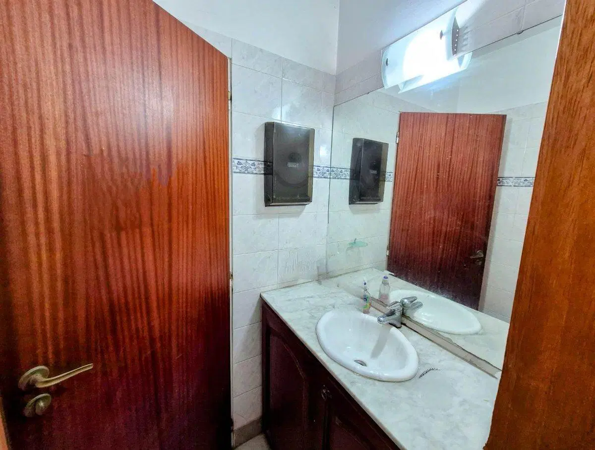 NUEVO VALOR VENTA OFICINAS CABA SARMIENTO 1100 5