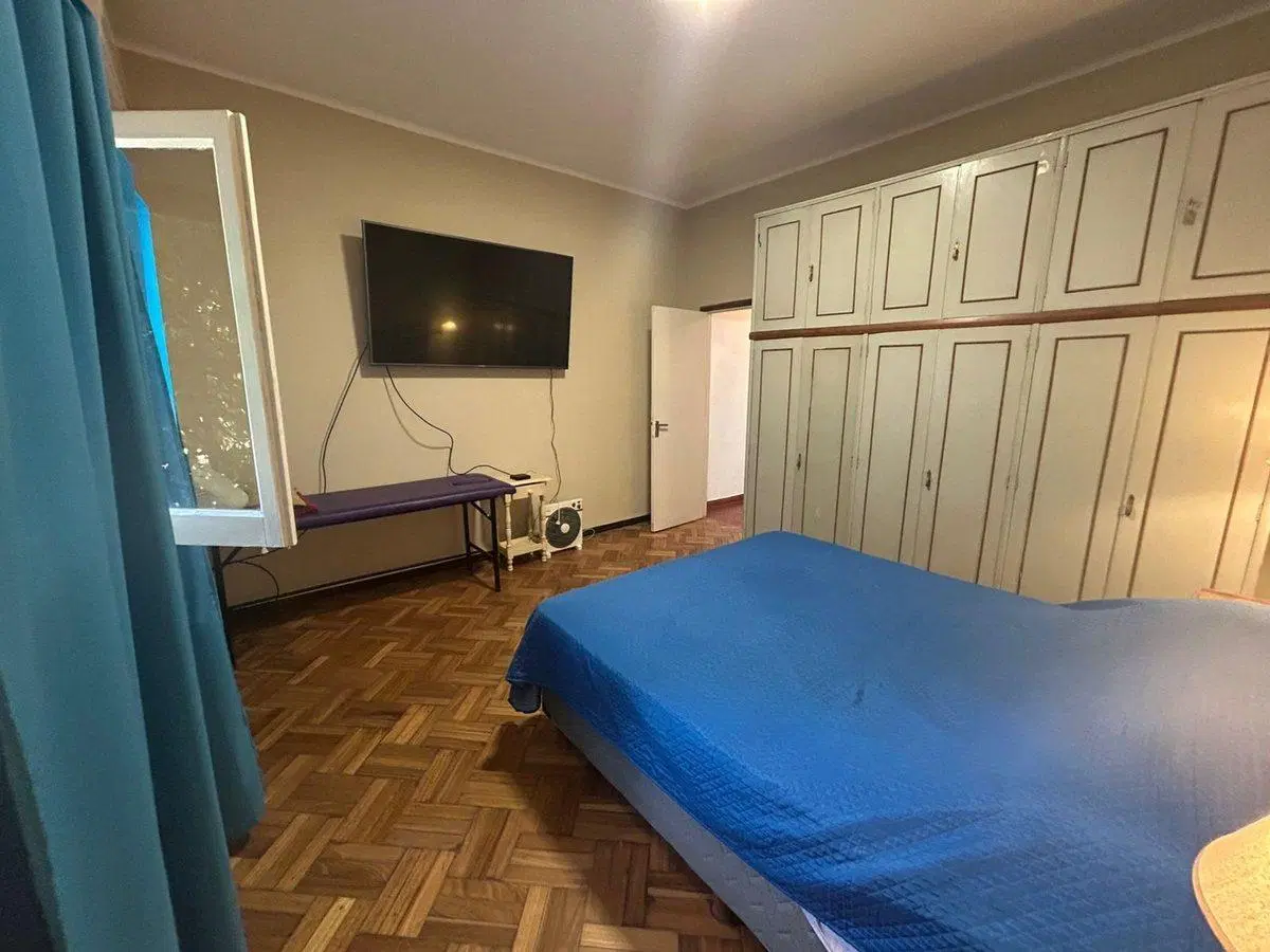 VENDE CASA 4 AMB PILETA- POSIBILIDAD 2DA VIVIENDA 4