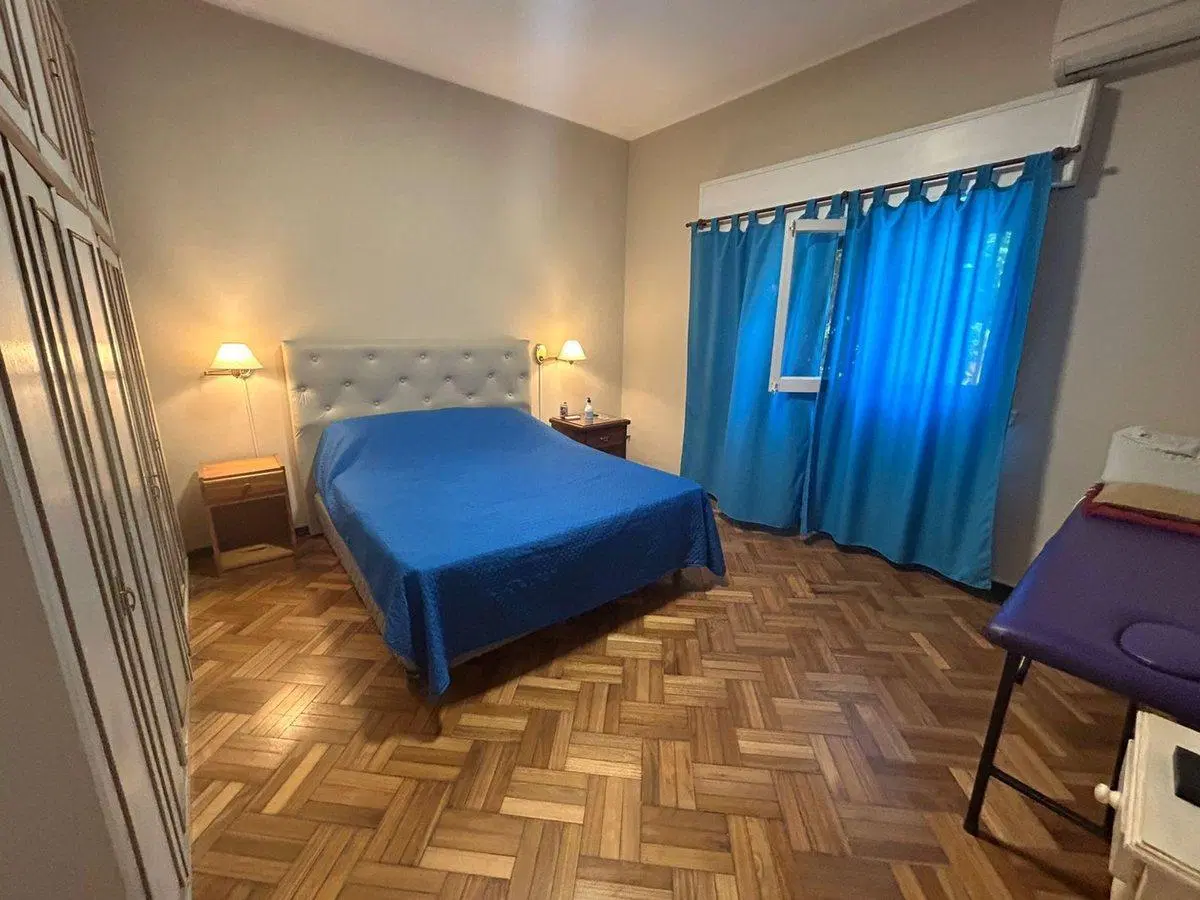 VENDE CASA 4 AMB PILETA- POSIBILIDAD 2DA VIVIENDA 3