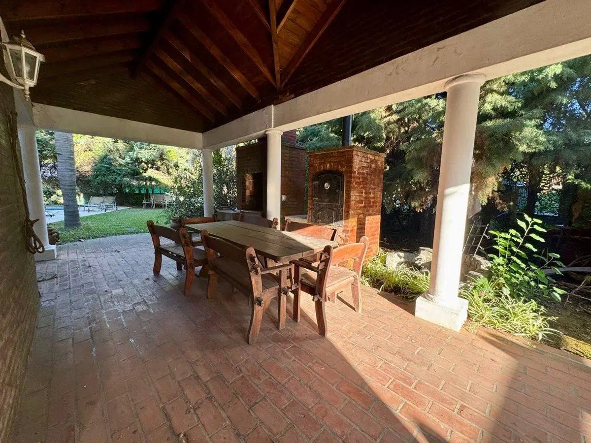 VENTA CASA 5 AMBIENTES LA REJA BARRIO CERRADO 3