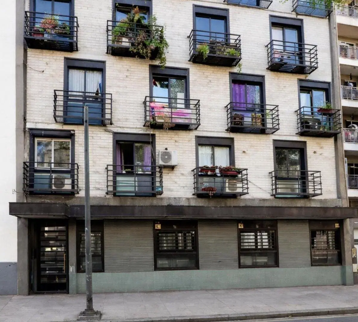 VENTA MONOAMBIENTE BALVANERA 5