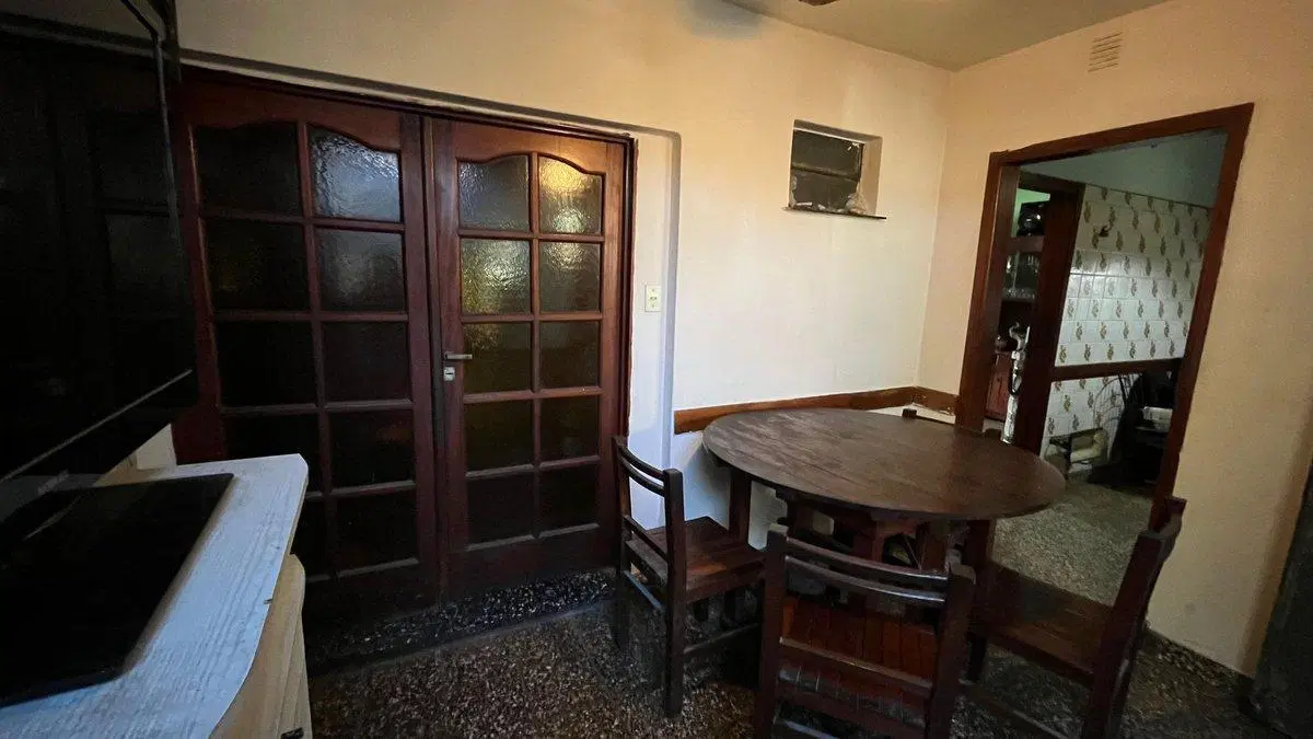 VENTA CASA 6 AMB EN RAMOS MEJIA APTA CREDITO 2