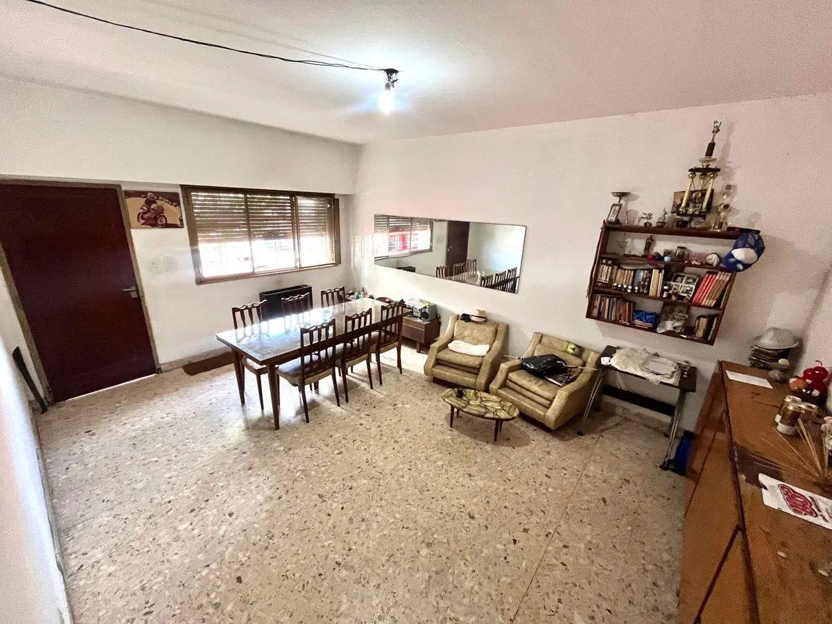 VENTA CASA 5 AMB MULTIFAMILIAR EN 2 PLANTAS RAMOS 2