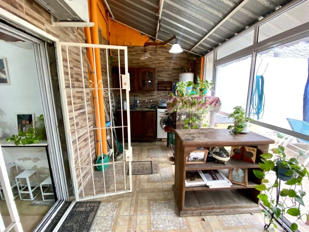 VENTA CASA 5 AMB C/PILETA QUINCHO JARDIN Y DEPTO 3