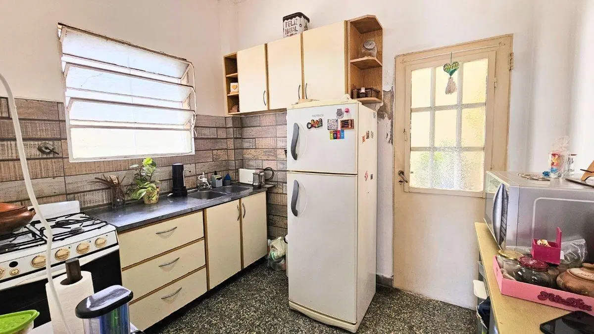 VENTA PH TIPO CASA 3 AMBIENTES HAEDO NORTE 5