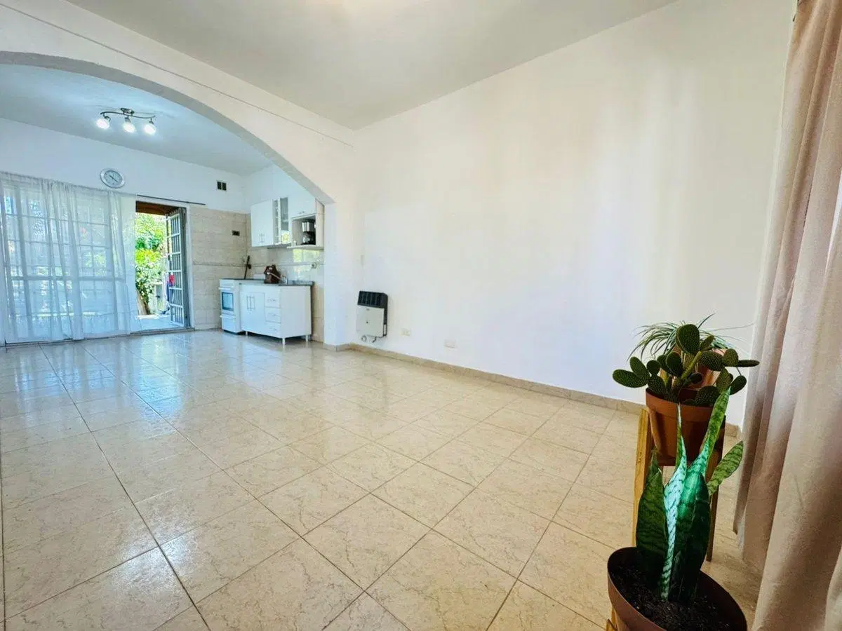 VENTA CASA 3 AMBIENTES ITUZAINGO PARQUE Y COCHERA 5