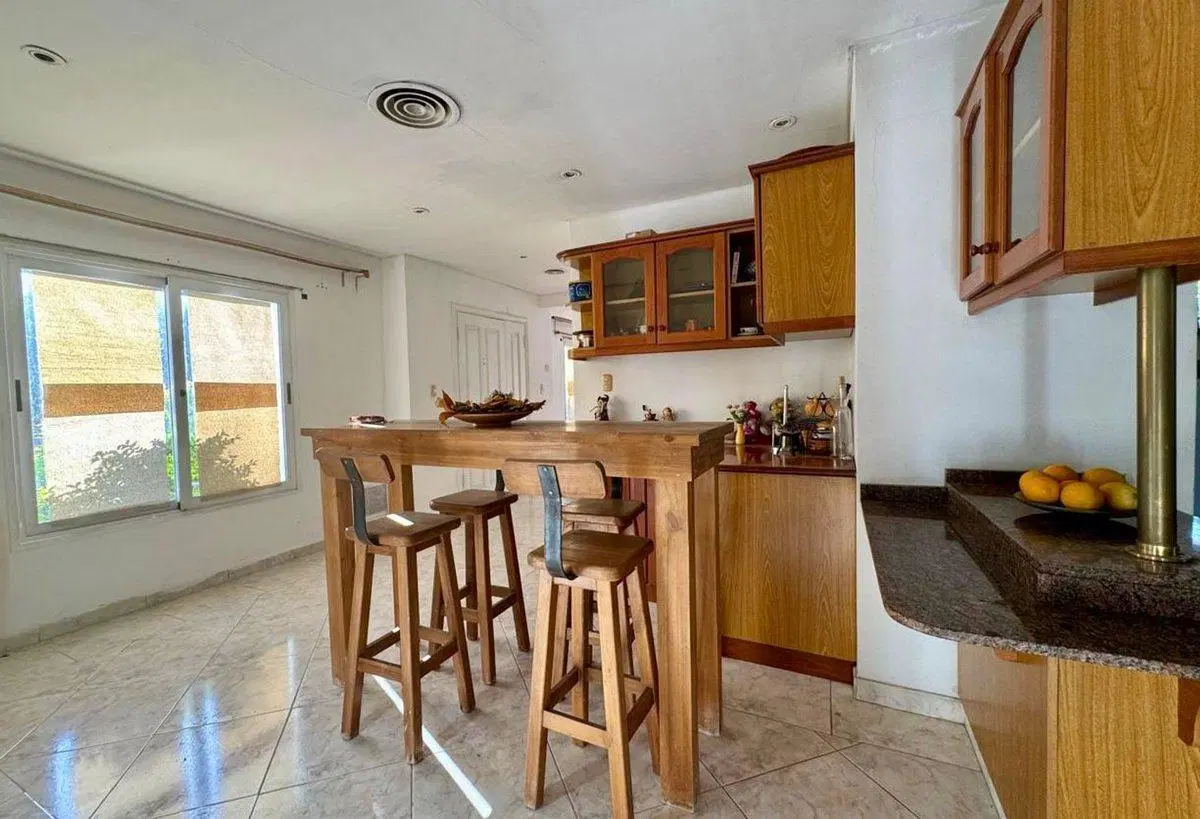 VENTA CASA 5 AMBIENTES LA REJA BARRIO CERRADO 3