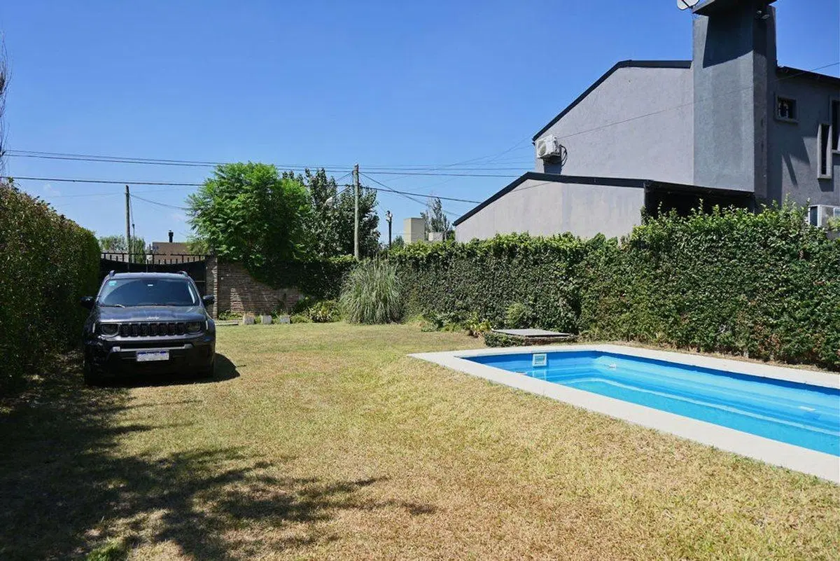 VENTA CASA 3 AMB QUINTA FRANCISCO ALVAREZ AMPLIO 5