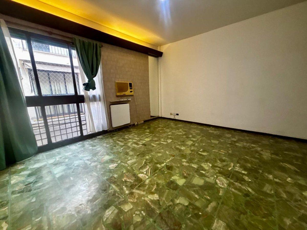 Foto de VENTA 3 AMBIENTES DEPTO ALMAGRO APTO CRÉDITO, imagen 2