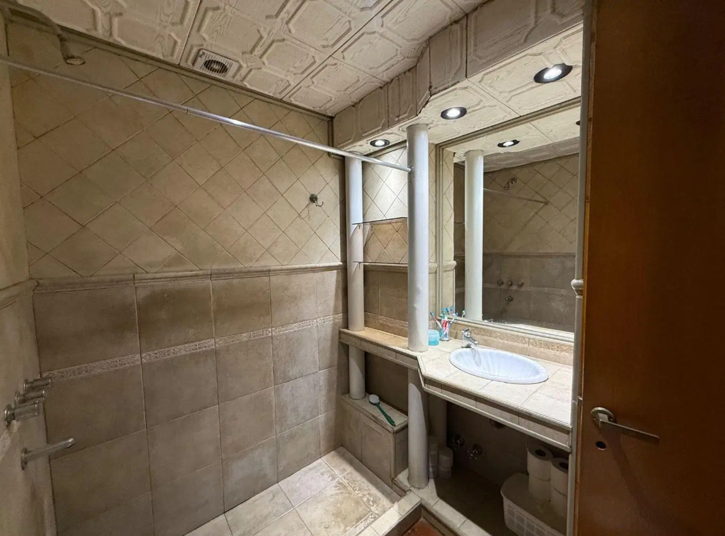VENTA DEPTO 3 AMB DUPLEX RAMOS CON PATIO PARRILLA 4