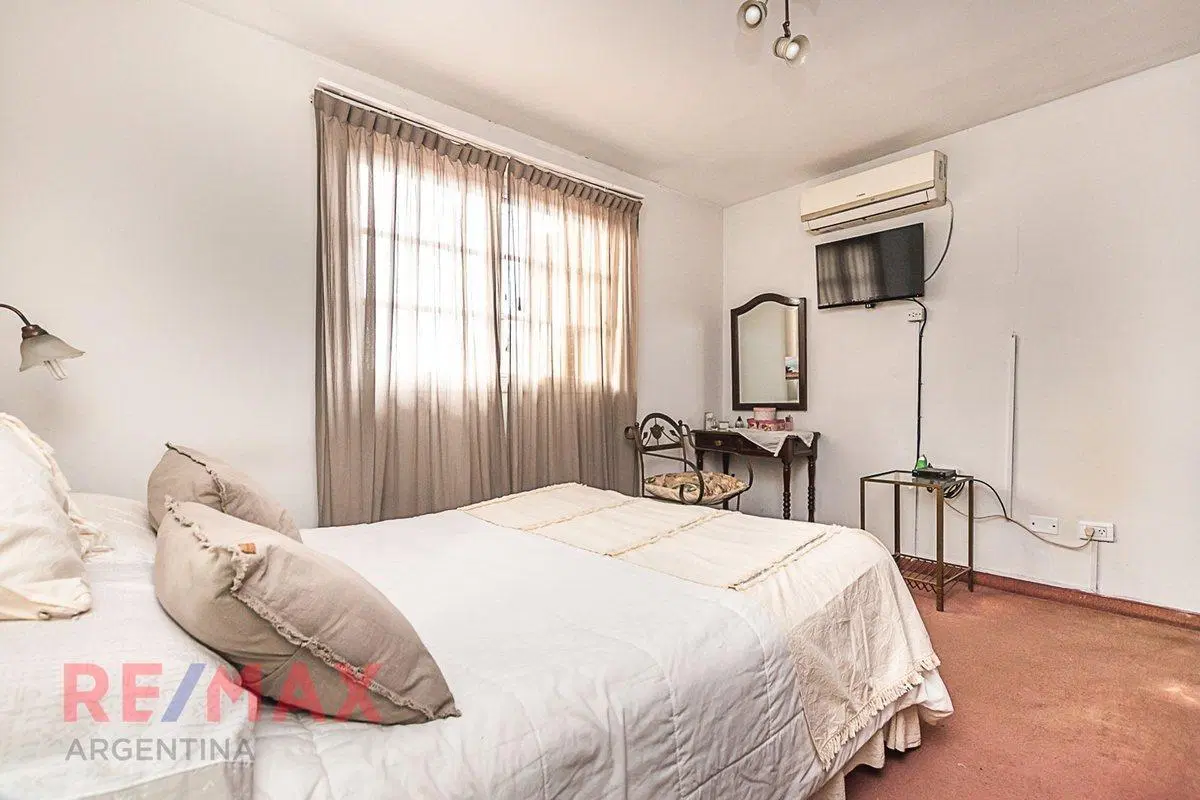 VENTA CASA 6 AMB TEMPERLEY GARAGE JARDIN QUINCHO 3
