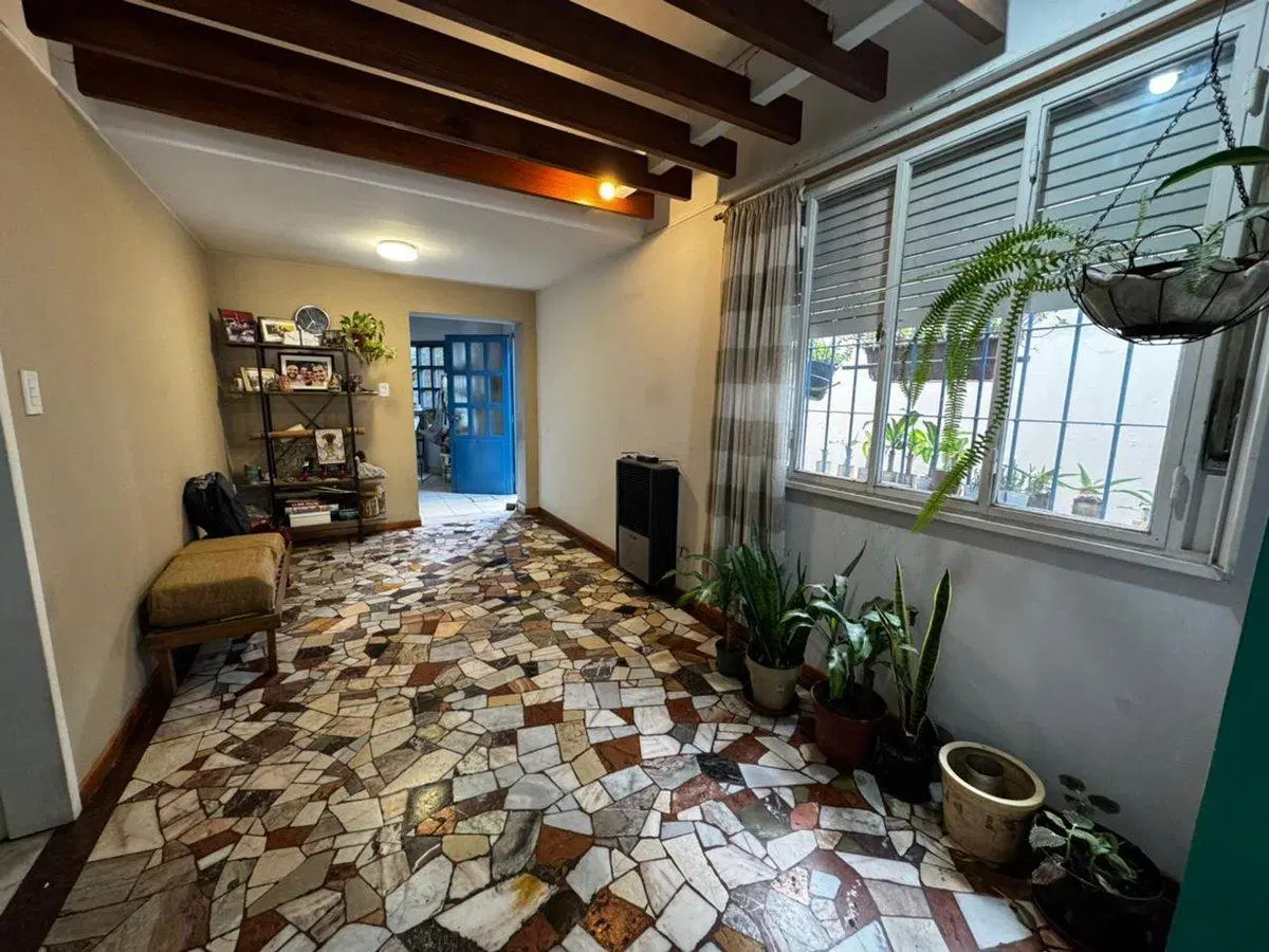VENTA CASA 4 AMBIENTES CIUDADELA COCHERA PATIO 3