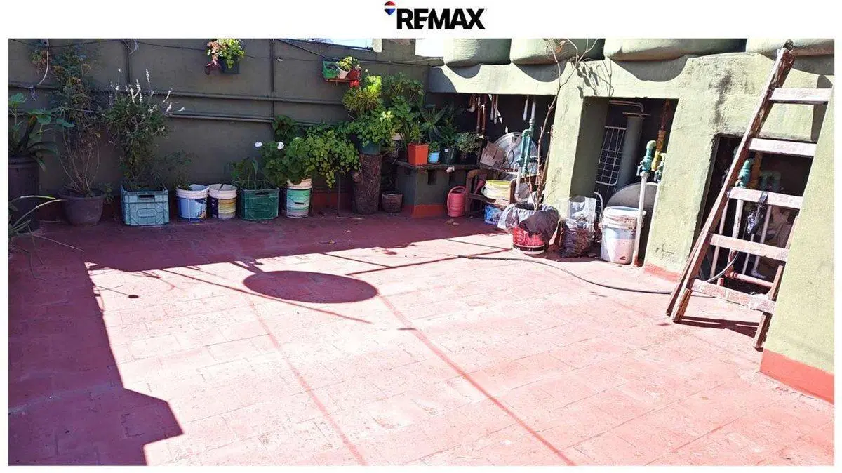 MONOAMBIENTE FUNCIONAL EN PRIMER PISO RAMOS MEJIA 8