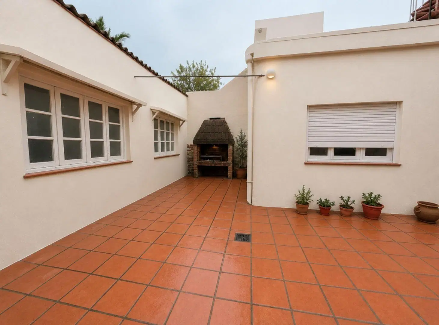 VENTA CASA 3 AMBIENTES JOSE L SUAREZ CON GALPON 4