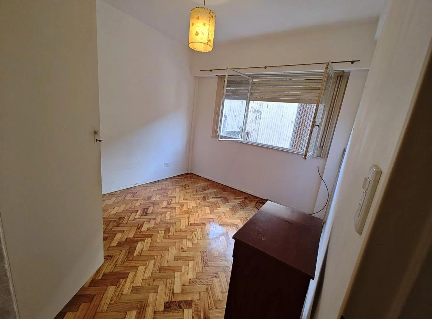 VENTA DEPARTAMENTO 2 AMBIENTES LINIERS 5