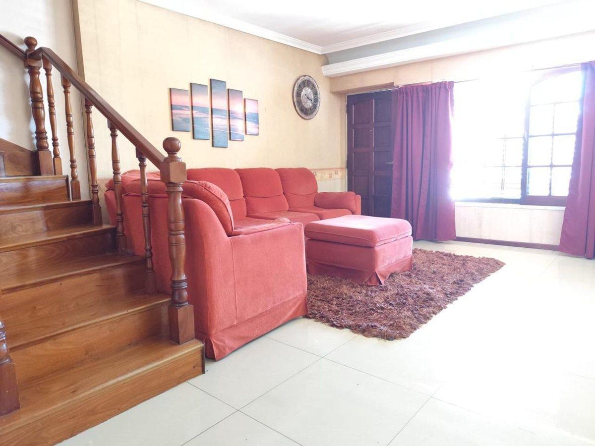 Foto de VENTA TRIPLEX 5 AMBIENTES LOMAS DEL MIRADOR, imagen 5