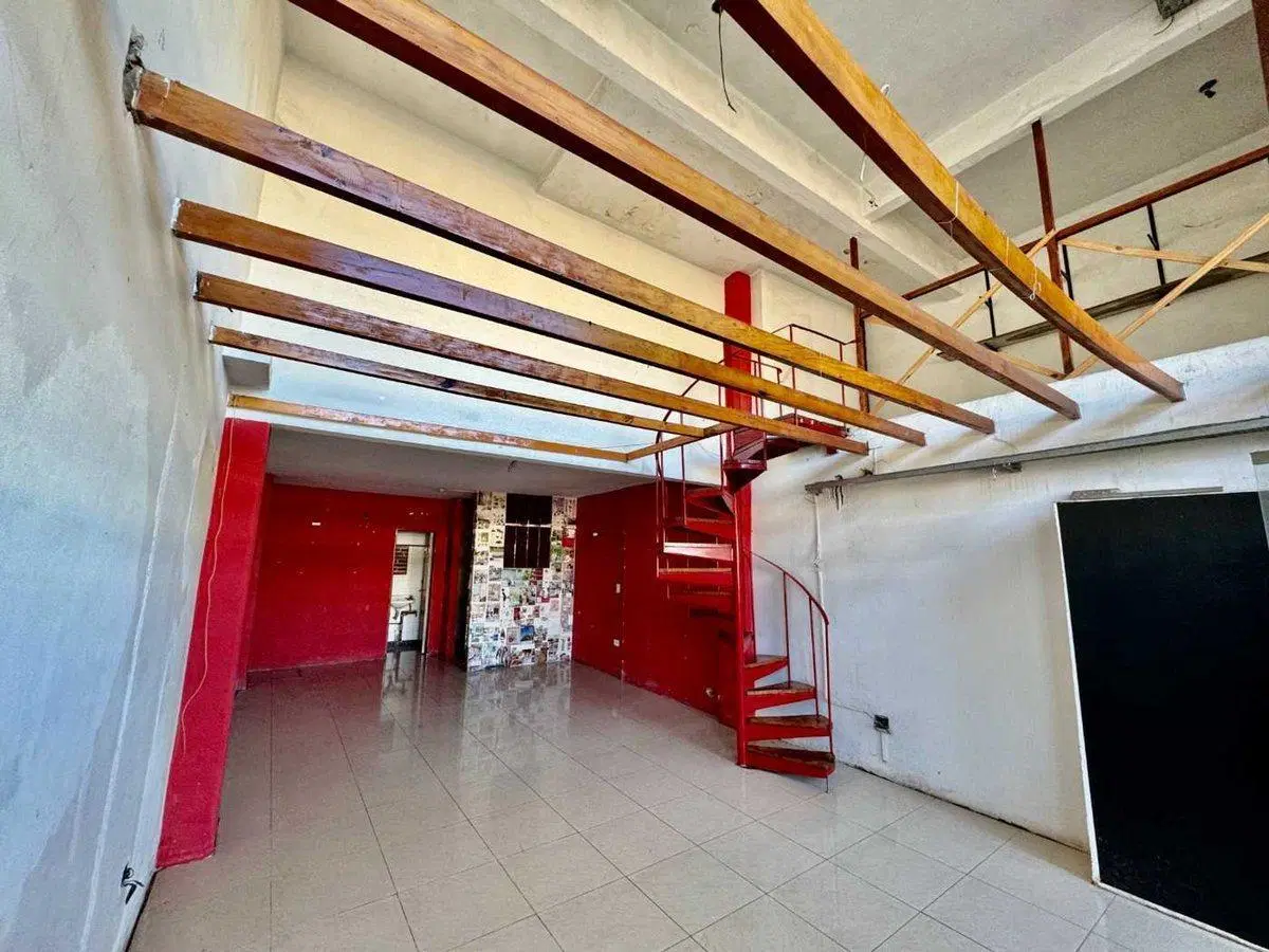 VENTA LOCAL ITUZAINGO NORTE FINANCIACION PROPIA 2