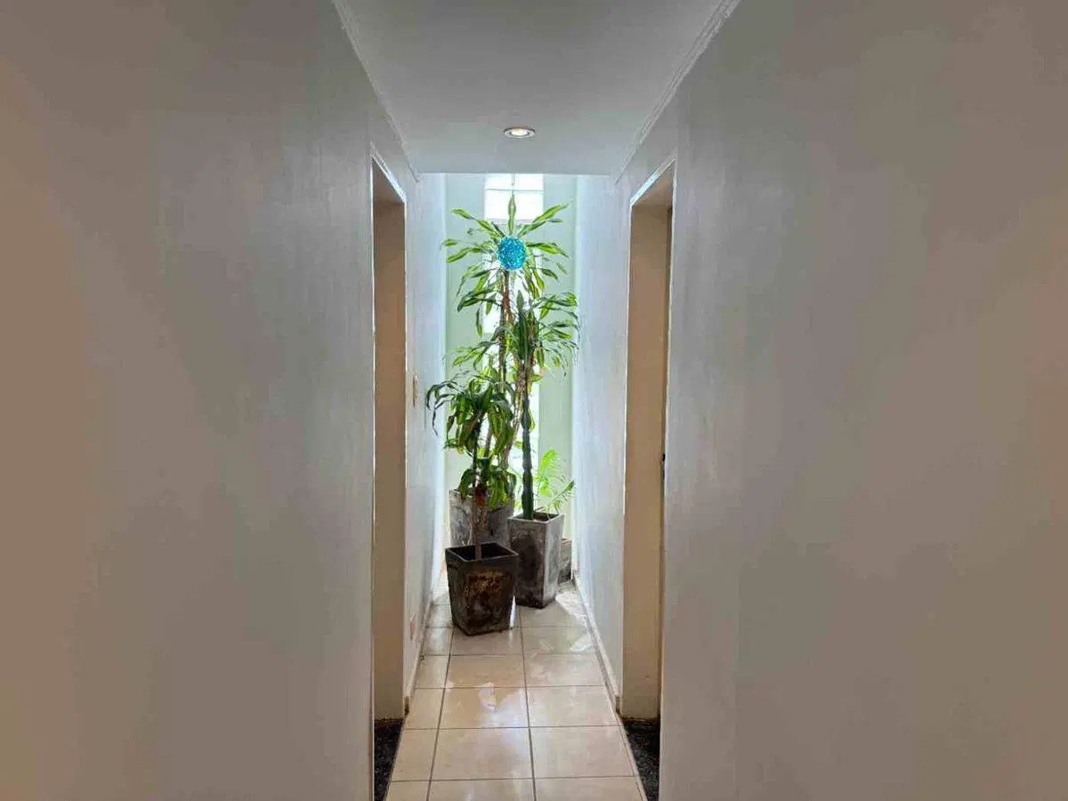 VENTA CASA 5 AMB DOMSELAAR  SOBRE LOTE 1400 MTS 5