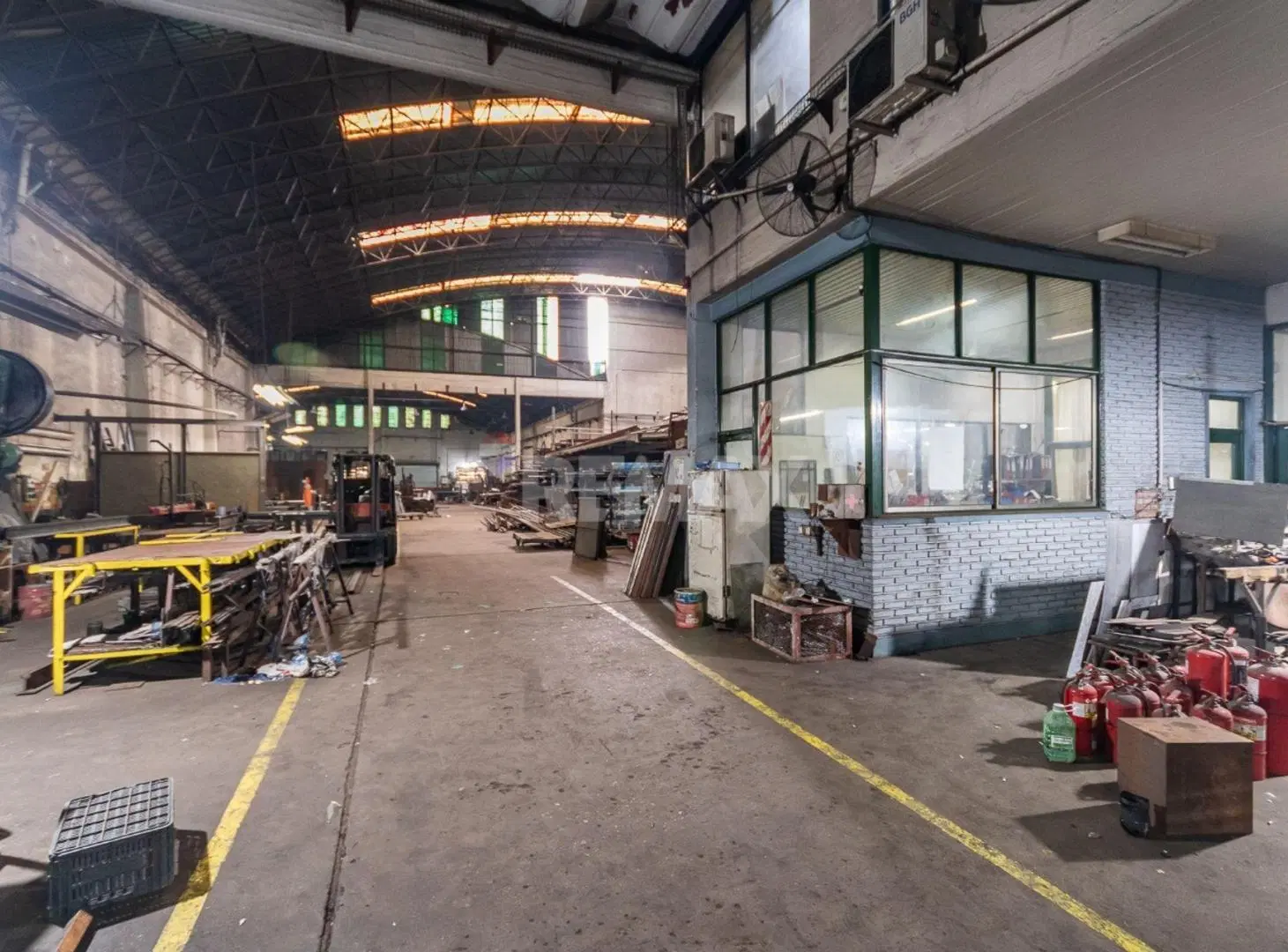 VENTA GALPON EN CIUDADELA 2900 M2 OPORTUNIDAD 8