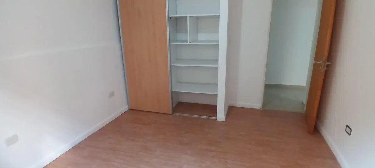 VENTA DEPARTAMENTO 2 AMB CASEROS APTO CREDITO 5