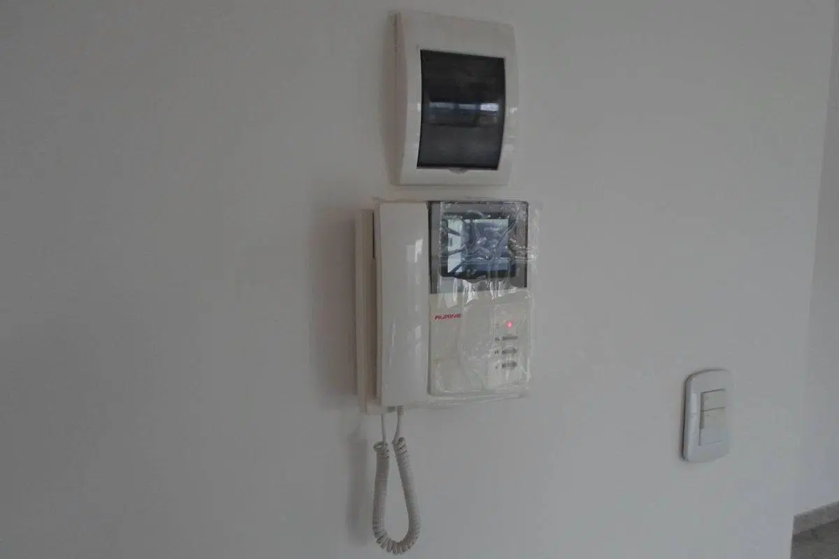 VENTA DEPARTAMENTO 2 AMB CASEROS APTO CREDITO 4