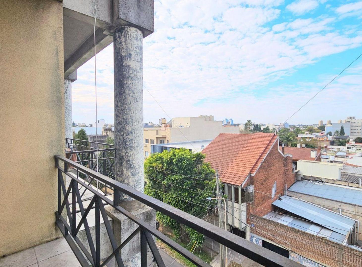 VENTA DEPARTAMENTO 2 AMBIENTES TAPIALES AP CREDITO