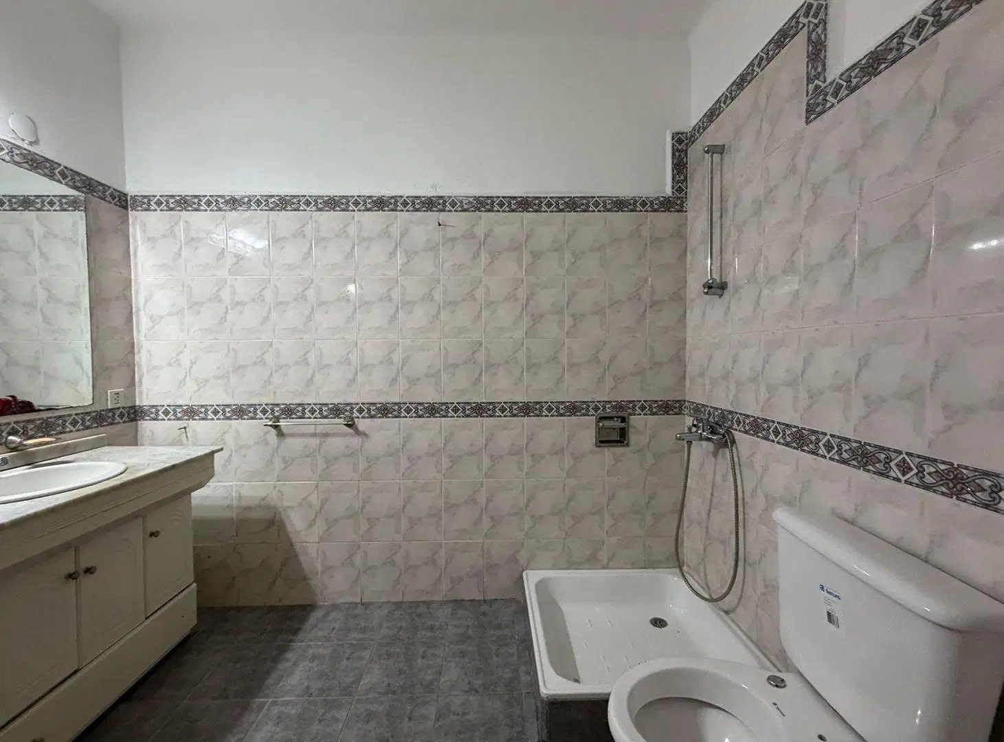 VENTA PH TIPO CASA 5 AMBIENTES FLORESTA 5