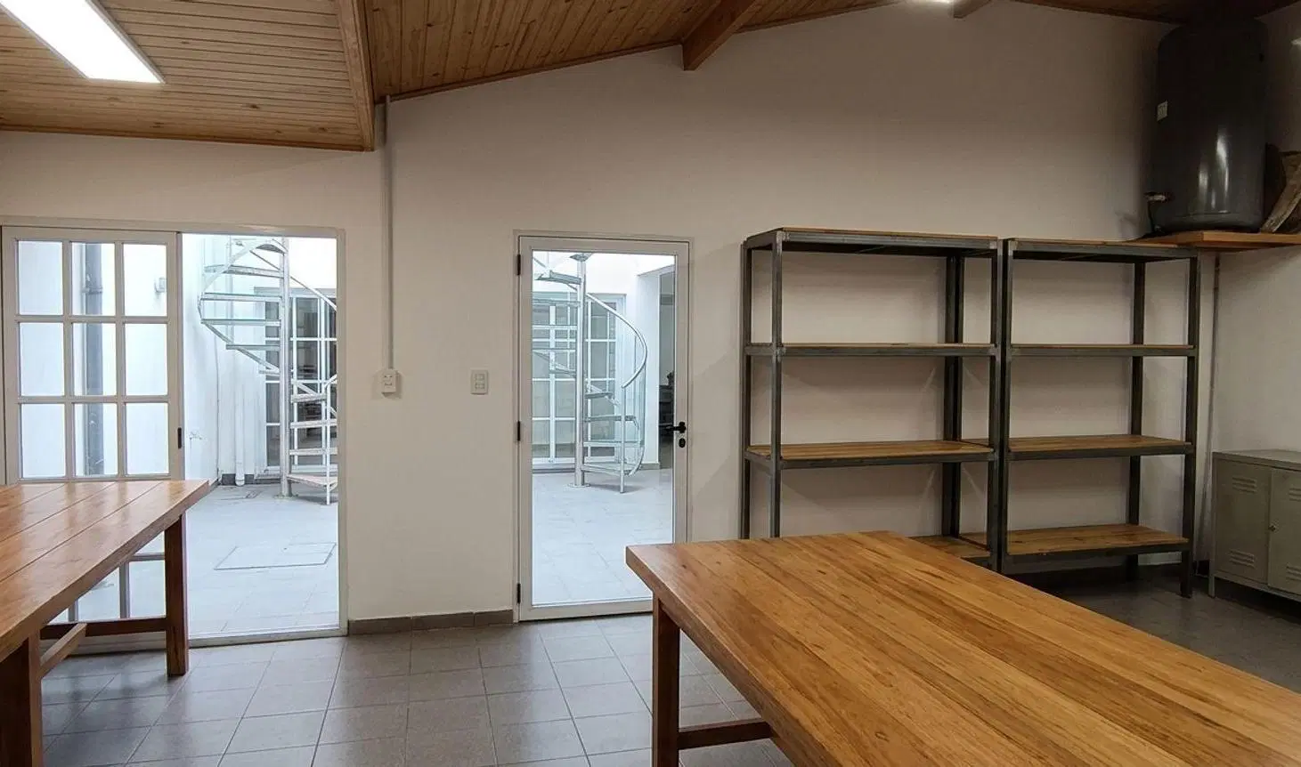 VENTA CASA 4 AMBIENTES FLORESTA INVERSION PERMUTA 4