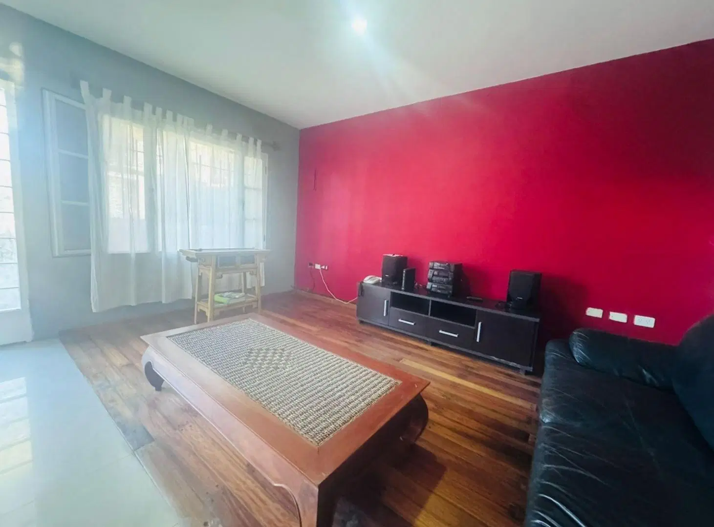 VENTA CASA 4 AMB LANUS MODERNA JARDIN COCHERA 5