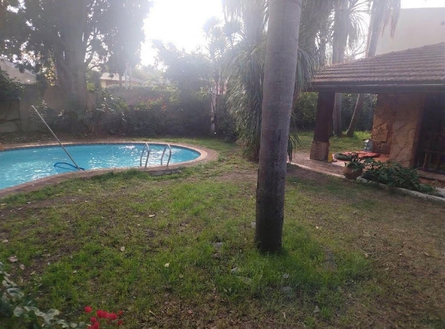 Foto de VENTA CASA 4 AMB JOSE MARMOL PATIO COCHERA PILETA, imagen 5