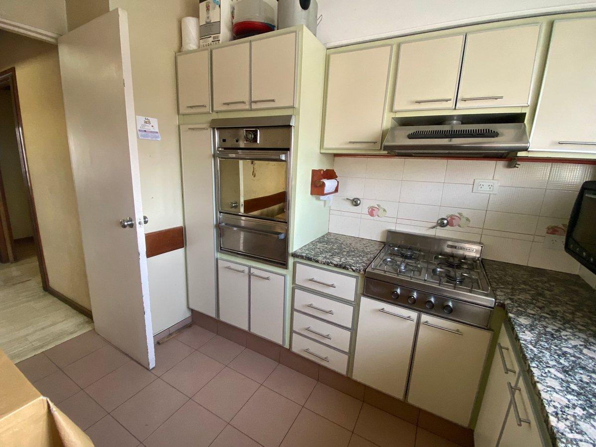 Foto de VENTA PH 5 AMBIENTES CIUDADELA C/LOCAL COMERCIAL, imagen 1