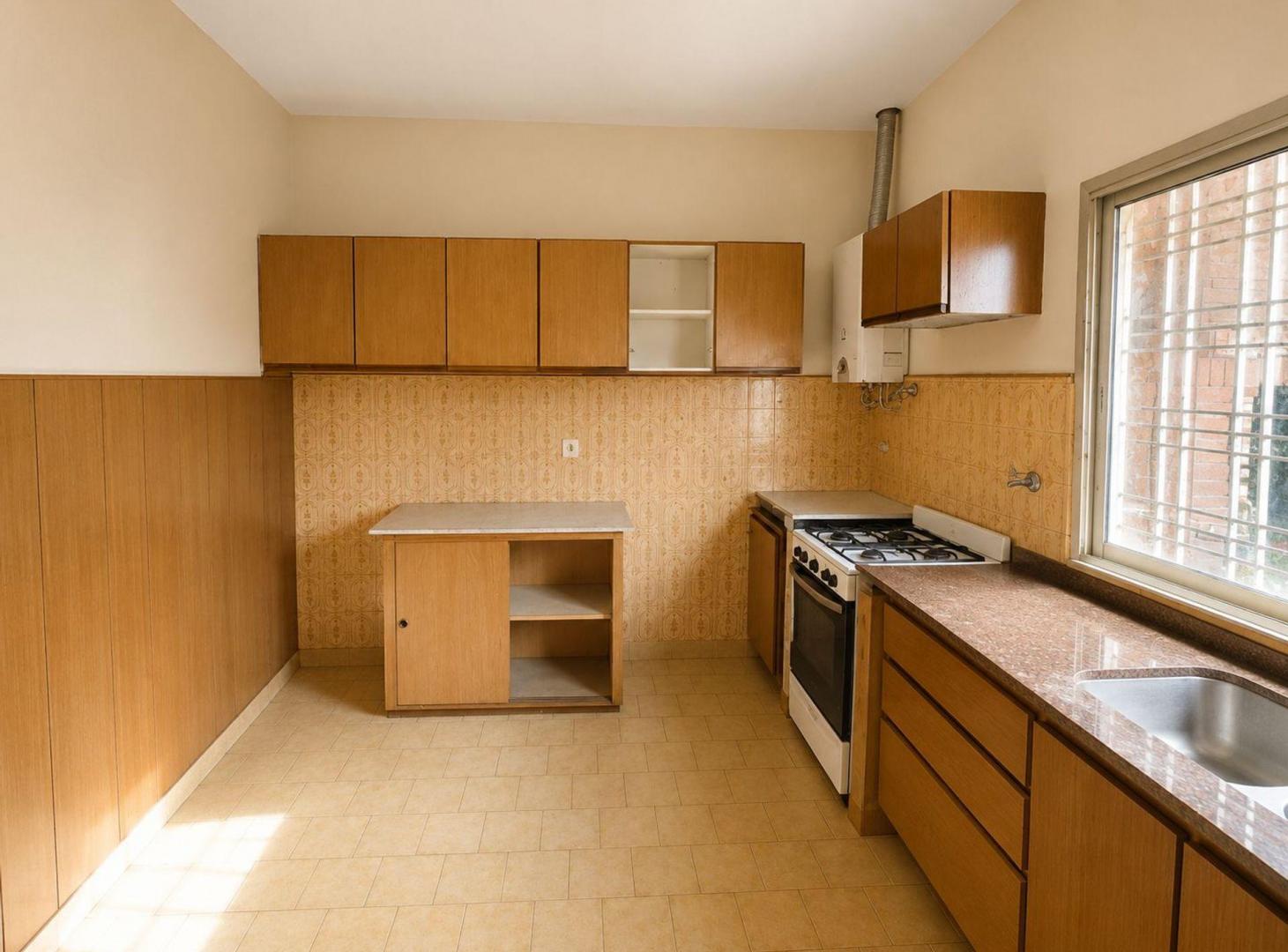 Foto de VENTA PH 3 AMBIENTES LINIERS PATIO SIN EXPENSAS, imagen 5