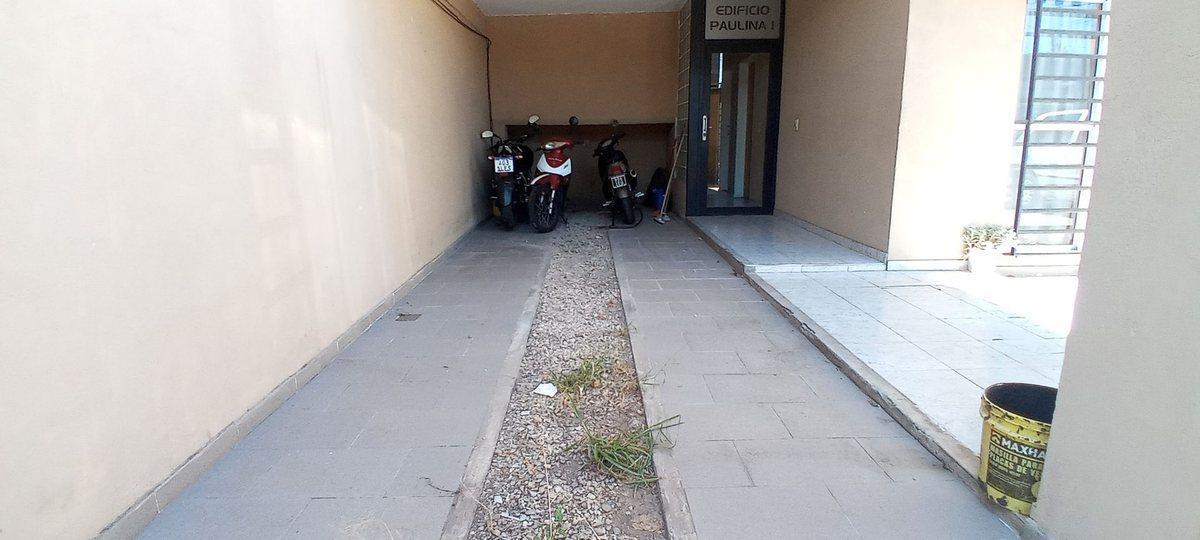 Foto de VENTA DE COCHERA DOBLE EN CASEROS FINANCIACION, imagen 3