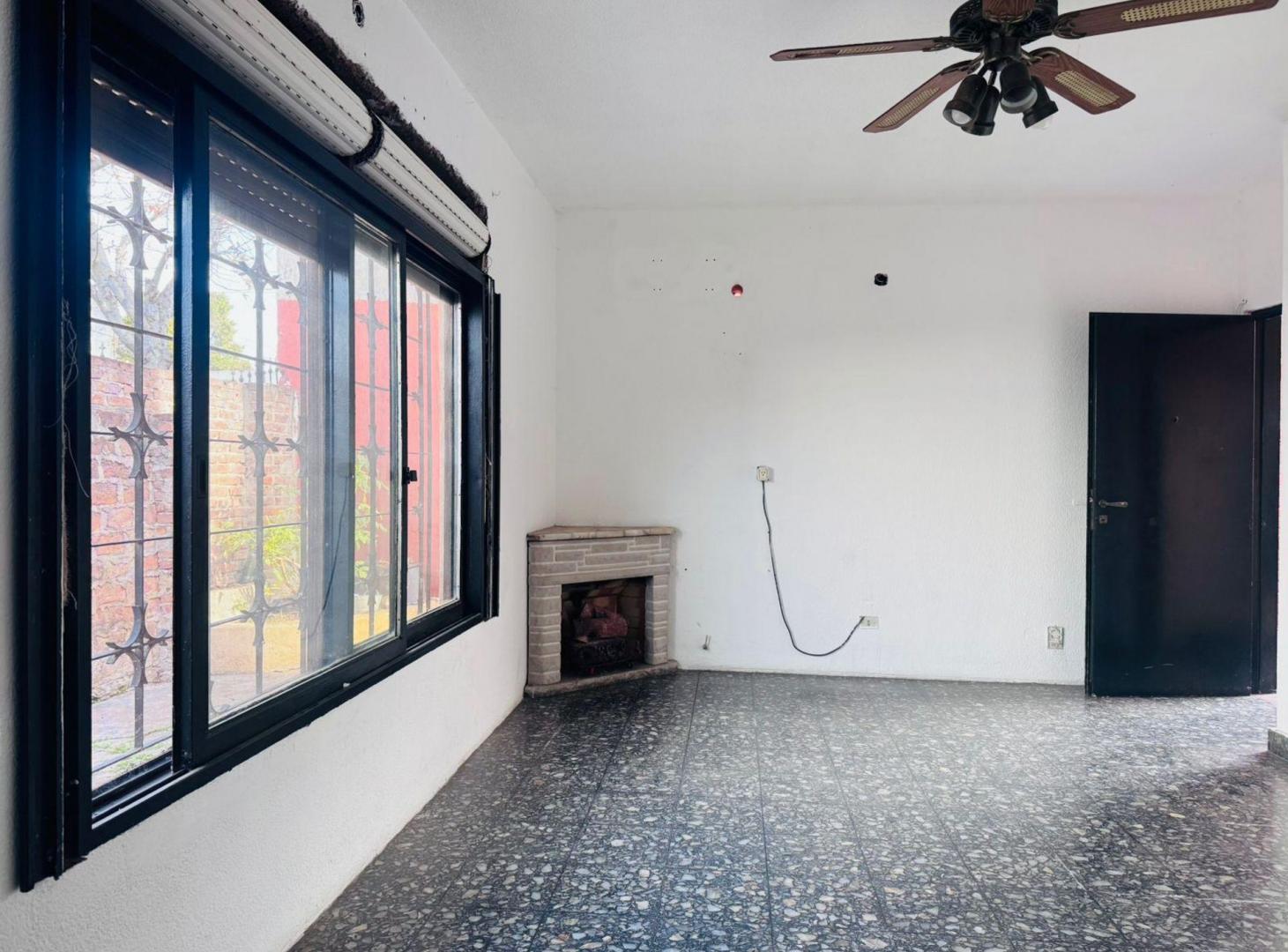 Foto de VENTA PH 4 AMB PALOMAR JARDIN PARRILLA, imagen 3