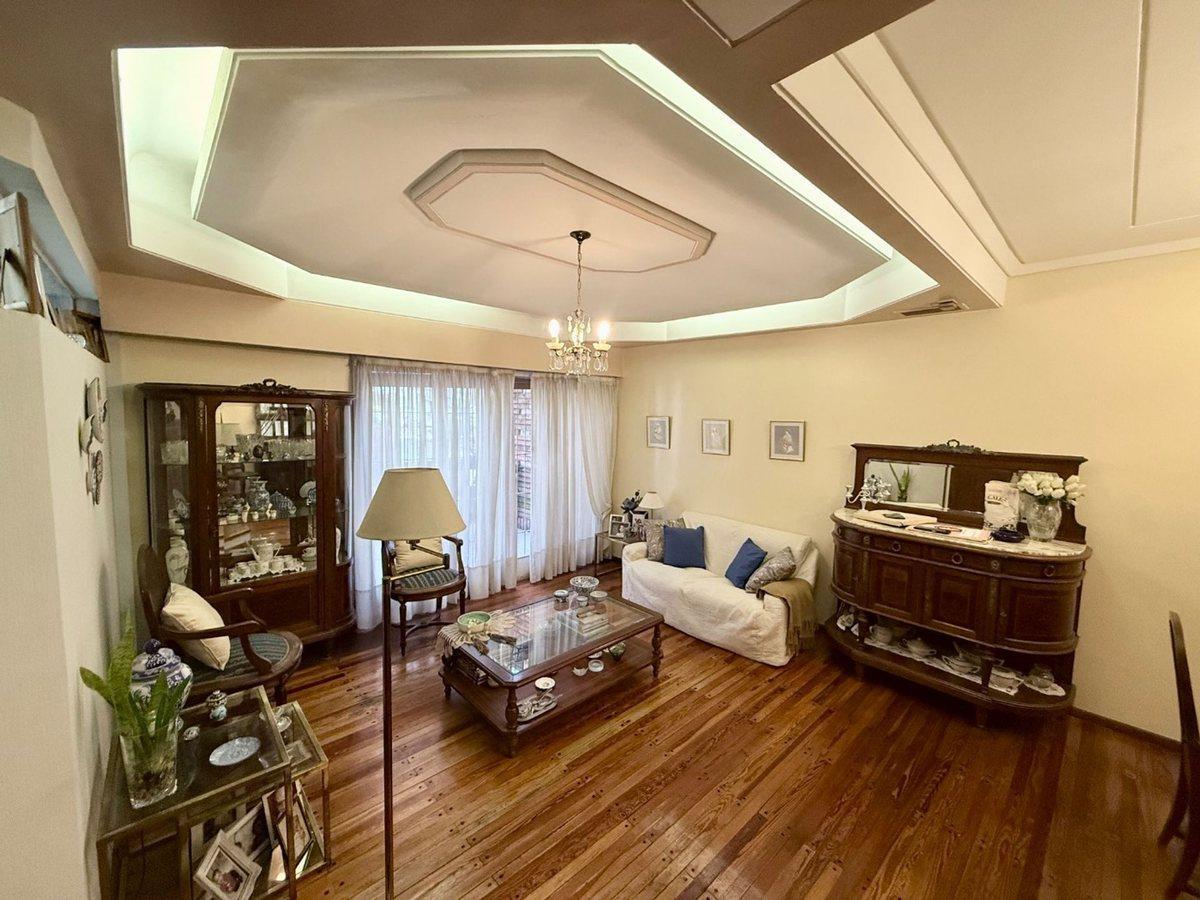 Foto de VENTA CASA TRIPLEX 5 AMB. DE CATEGORIA LINIERS, imagen 5
