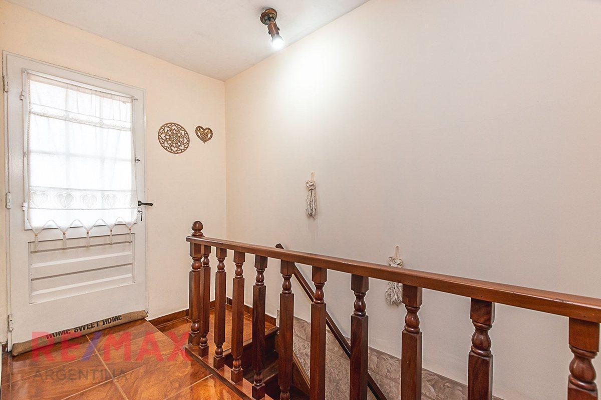 Foto de VENTA CASA 6 AMB TEMPERLEY GARAGE JARDIN QUINCHO, imagen 1