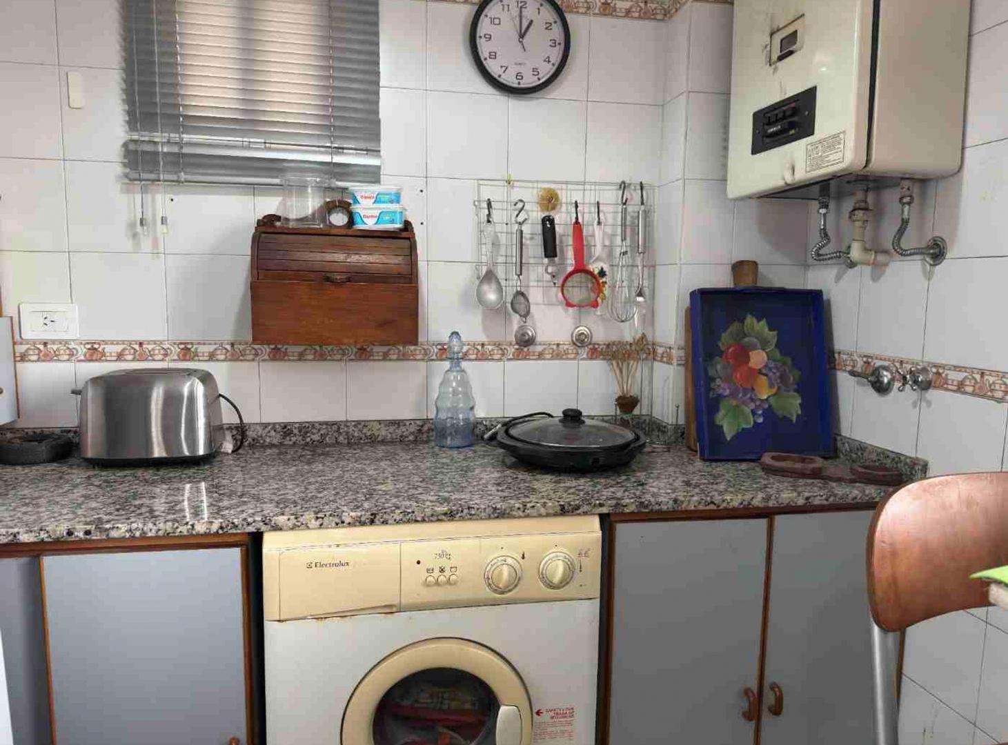 Foto de VENTA DEPARTAMENTO 3 AMB CON COCHERA LANUS, imagen 3