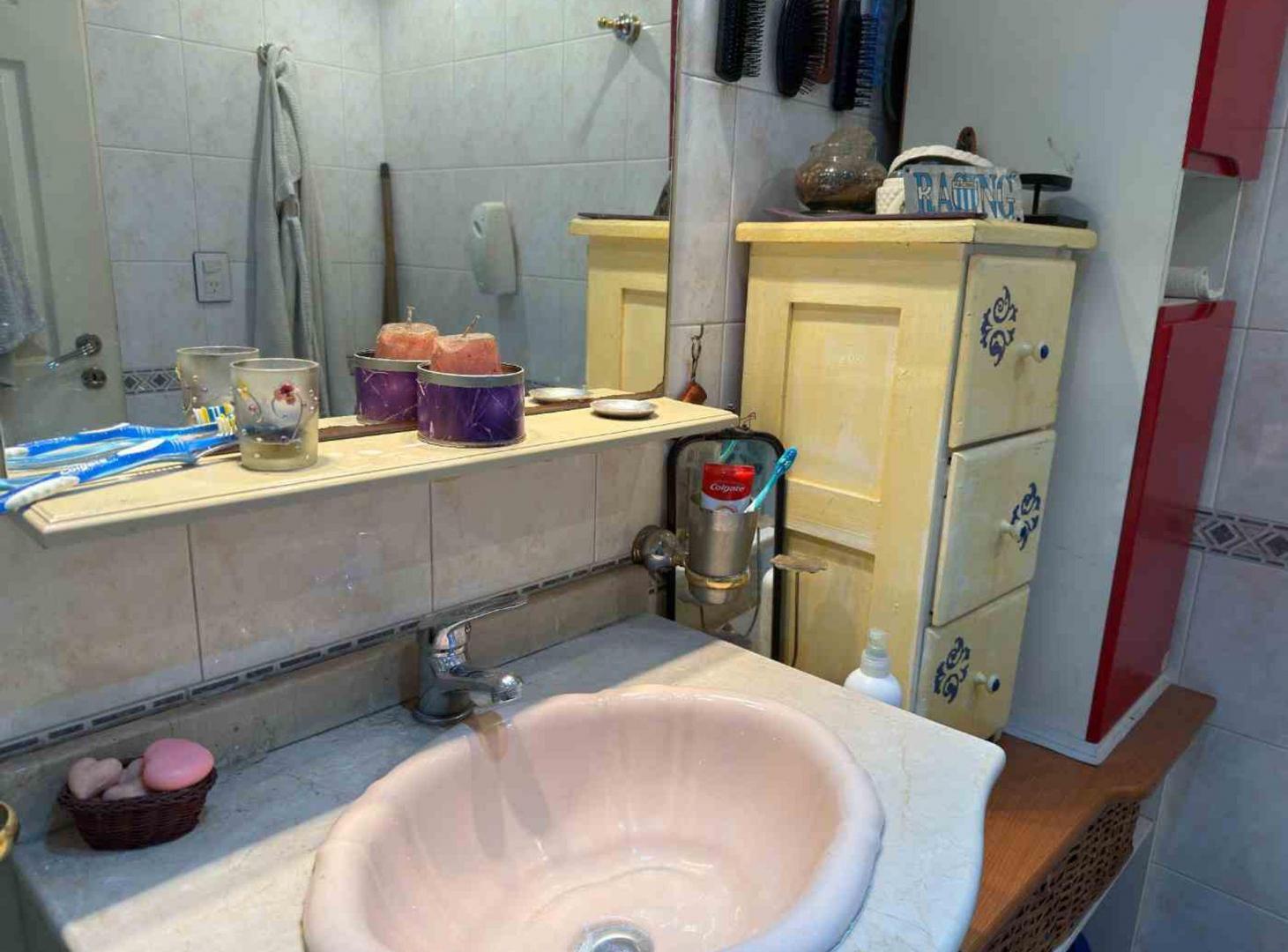 Foto de VENTA DEPARTAMENTO 3 AMB CON COCHERA LANUS, imagen 4